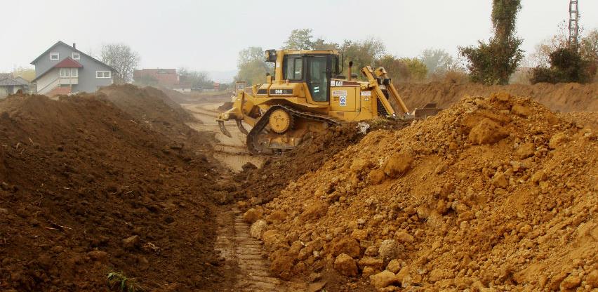 Nastavljena izgradnja nasipa na rijeci Sani u Prijedoru