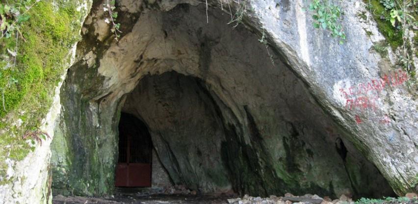 Rastuška pećina