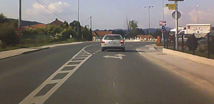 Izmjene saobraćaja u ulici Zlatnih ljiljana u Hadžićima i dionici Semizovac-Ilijaš-Visoko