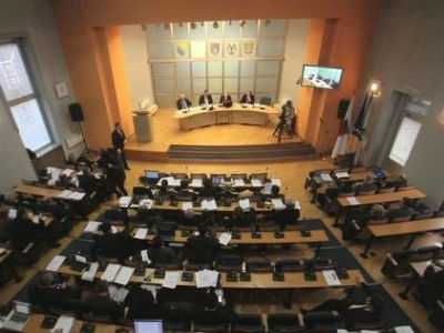 Zastupnici skupštine KS-a danas o ukidanju savjetničkih pozicija