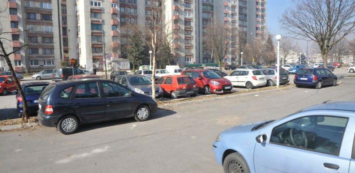 Novi nameti: Uvodi se naplata parkinga ispred stambenih zgrada