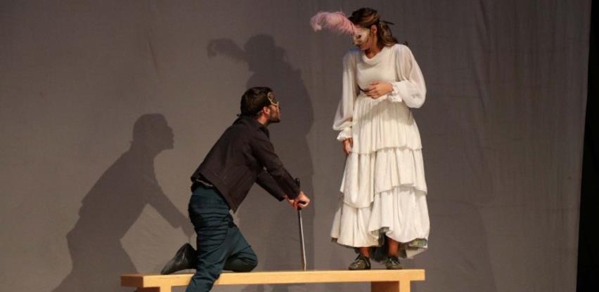 Predstavom 'Fistik ili san o suncu' počeo festival komedije 'Mostarska liska'