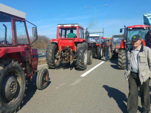 Poljoprivrednici u RS-u zatražili ostavku Vlade