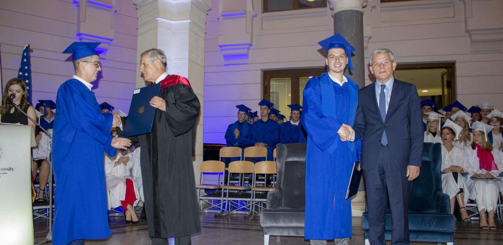 Američki univerzitet u BiH promovisao desetu generaciju studenata