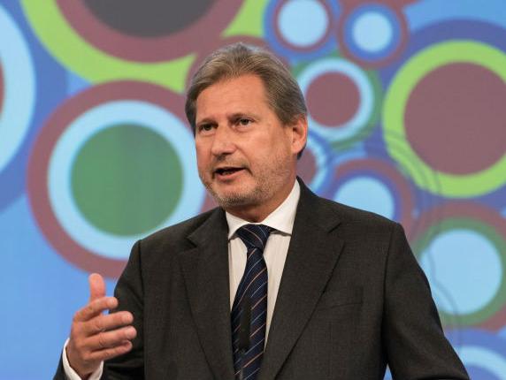 Hahn u novembru uvodi BiH u novu fazu odnosa sa EU
