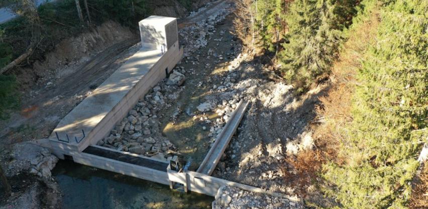 Ugar pred umiranjem: Tajkuni u borbi za profit betoniraju rijeku