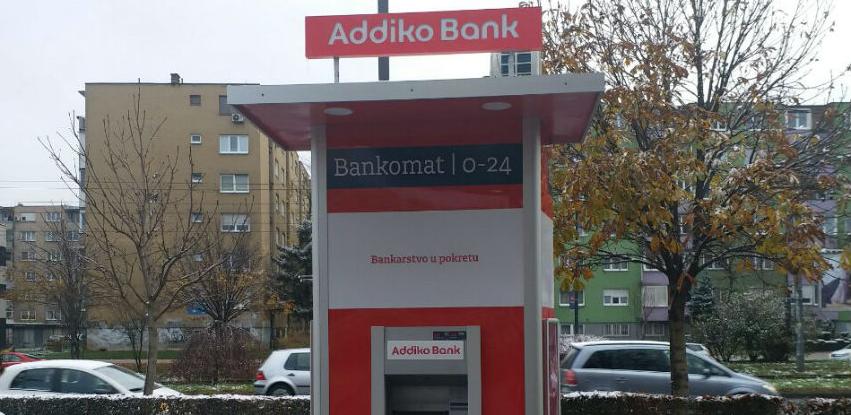 Postavljen prvi Addiko drive in bankomat