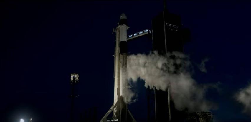 SpaceX Elona Muska poslao civile u svemir(VIDEO)
