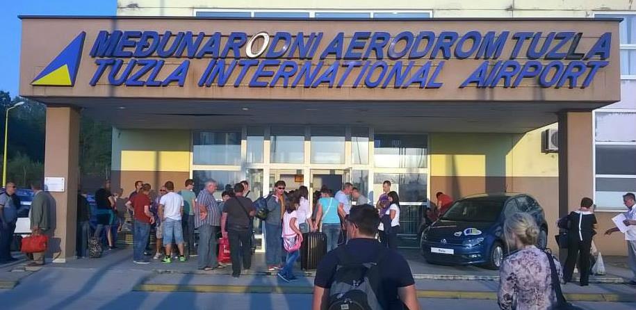 Aerodrom Tuzla bilježi blagi pad broja putnika zbog reduciranja nekih linija