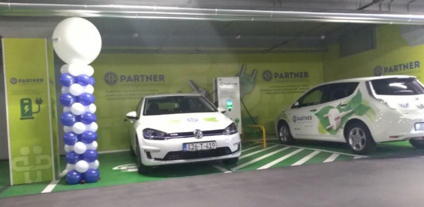 Partner MKF i Bingo otvorili punionicu za električna vozila