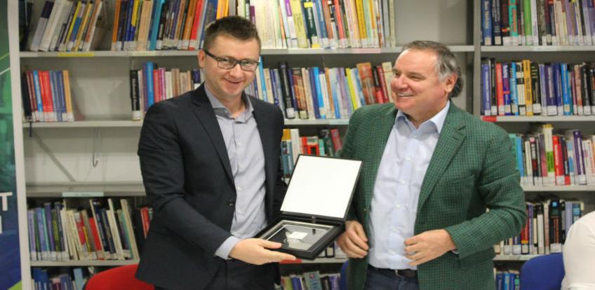 ProCredit Bank finansirala obnovu biblioteke EFSA