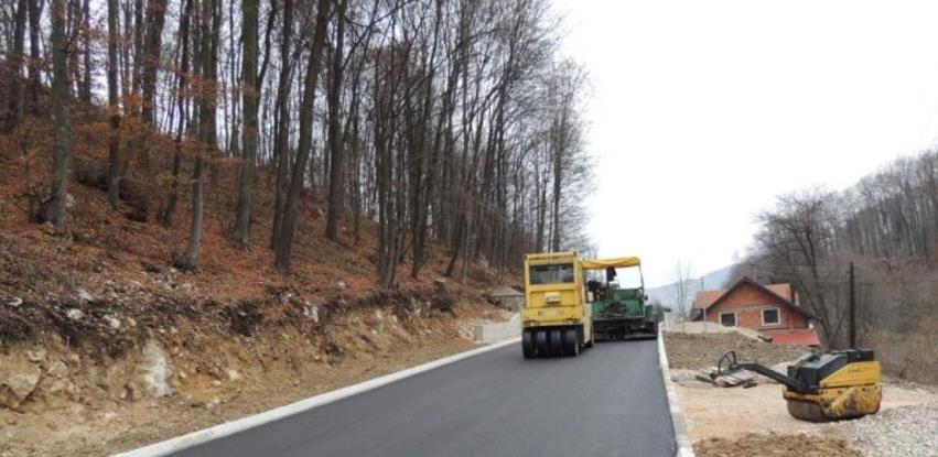 Konačno nastavak radova na regionalnoj cesti Srebrenik - Orahovica Donja