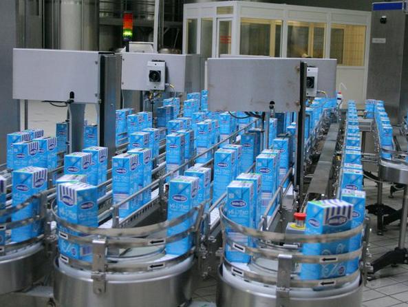 Prihvaćen apel: Robne rezerve FBiH preuzimaju mlijeko od Milkosa