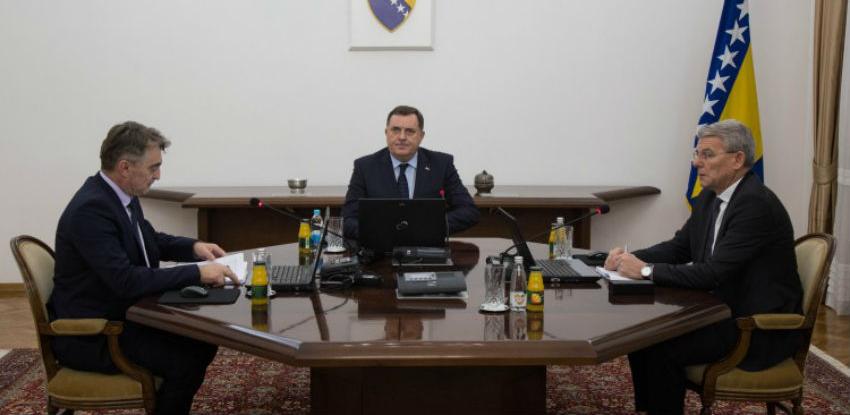 Predsjedništvo BiH opozvalo 22 ambasadora BiH i šefove misija