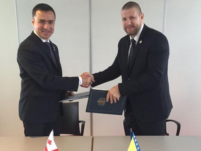 Potpisan Sporazum o cestovnom prijevozu između BiH i Gruzije