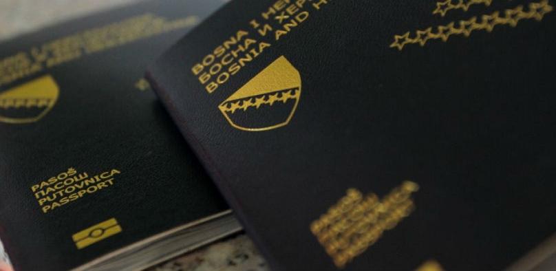 IDDEEA u problemima: Pada i peti tender, građani ponovo ostaju bez pasoša