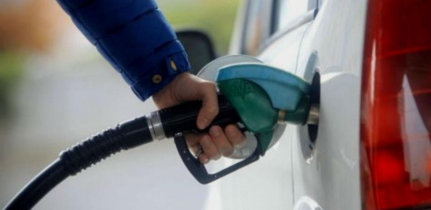 Јeftinije gorivo, najniže cijene u Semberiji