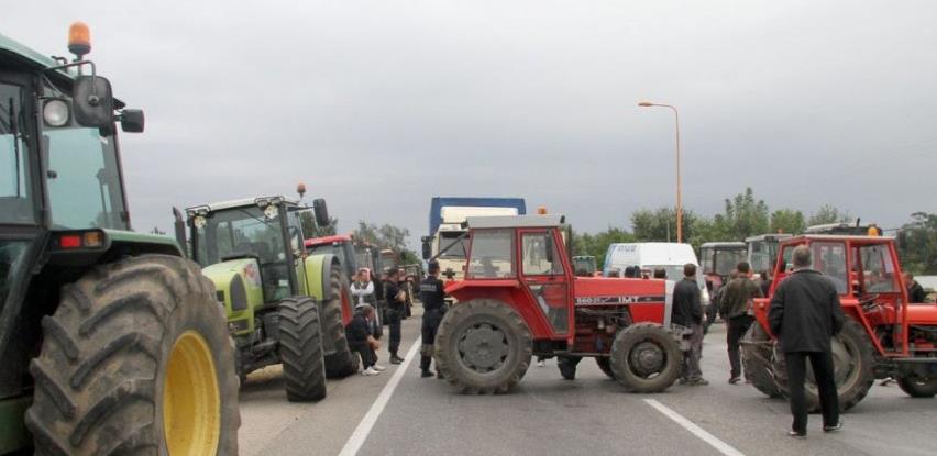 Poljoprivrednici najavili blokadu granica