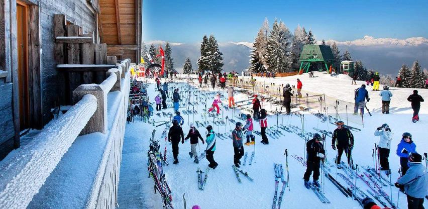 Slovenska skijališta ove zime, unatoč pandemiji, očekuju goste iz Hrvatske