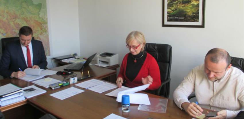 Potpisani ugovori o realizaciji tri projekta sa Gradom Tuzla