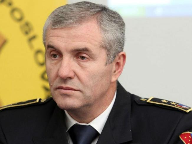 Smijenjen policijski komesar Vahid Ćosić