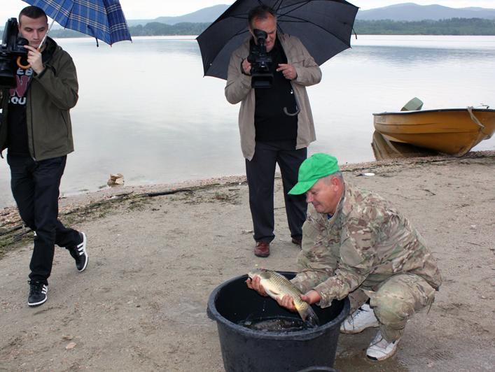 Uspješan nastavak aktivnosti na obnavljanju ribljeg fonda jezera Modrac