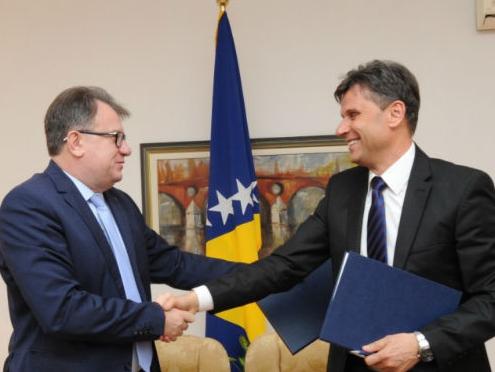 Fadil Novalić primio dužnost premijera od Nermina Nikšića