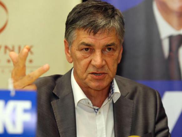 Ispunjava obećano: Kasumović podijelio desetine otkaza u javnim preduzećima