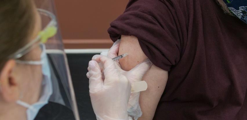 Agenciji za lijekove BiH podneseno 96 prijava zbog neželjenih reakcija na vakcine