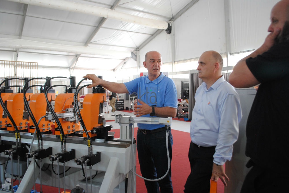 Procassa predstavila domaćim privrednicima prvu bh. CNC mašinu