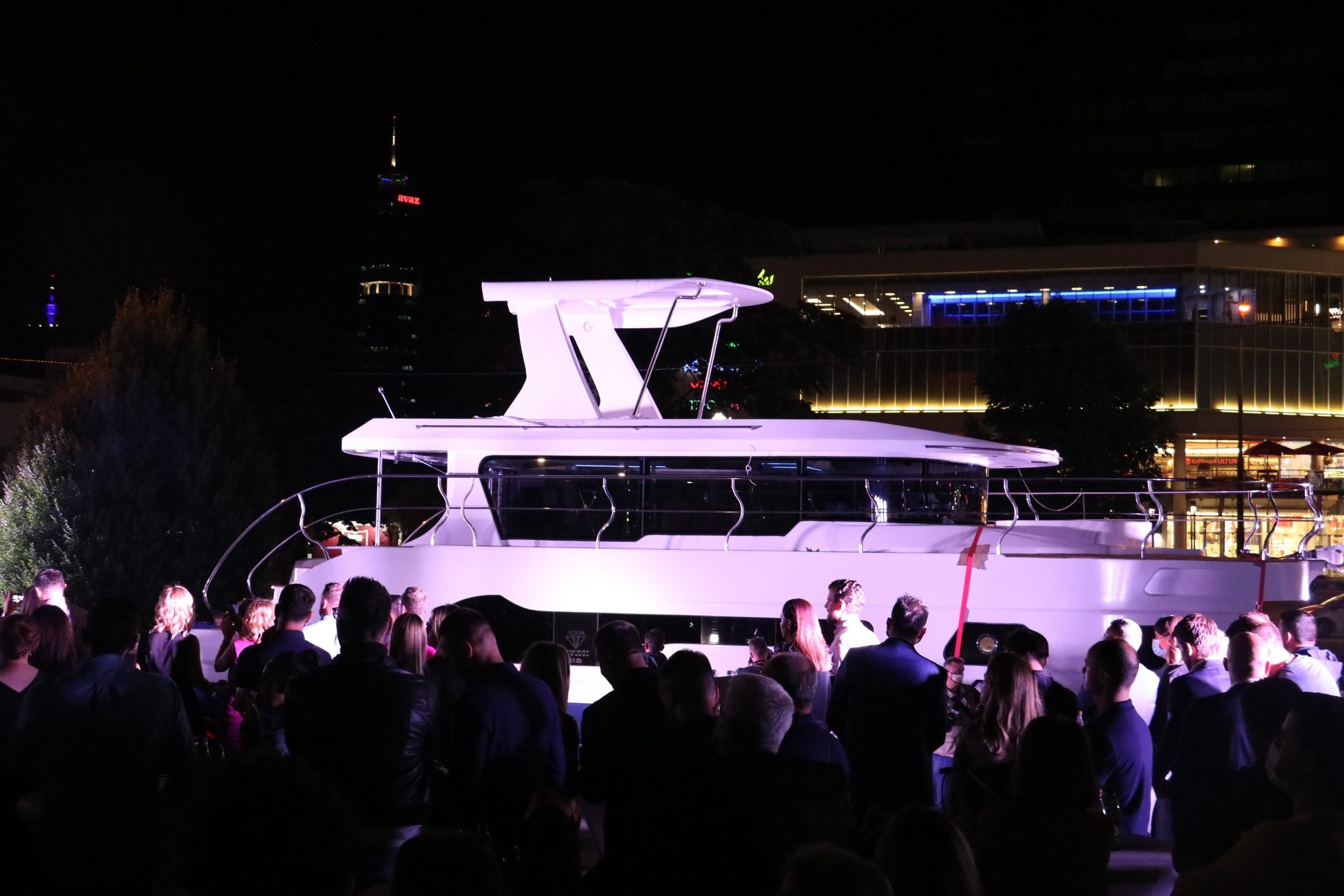 U Sarajevu predstavljen novi model jahte bh. firme Derubis Yachts