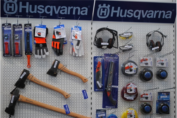 Na sajmu u Mostaru: Veliko interesovanje za Husqvarna opremom 