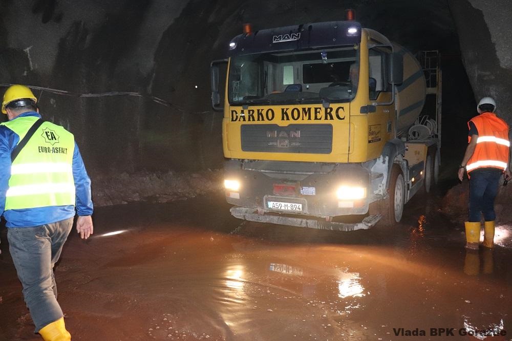Iskopan prvi kilometar: Napreduju radovi na izgradnji tunela Hranjen