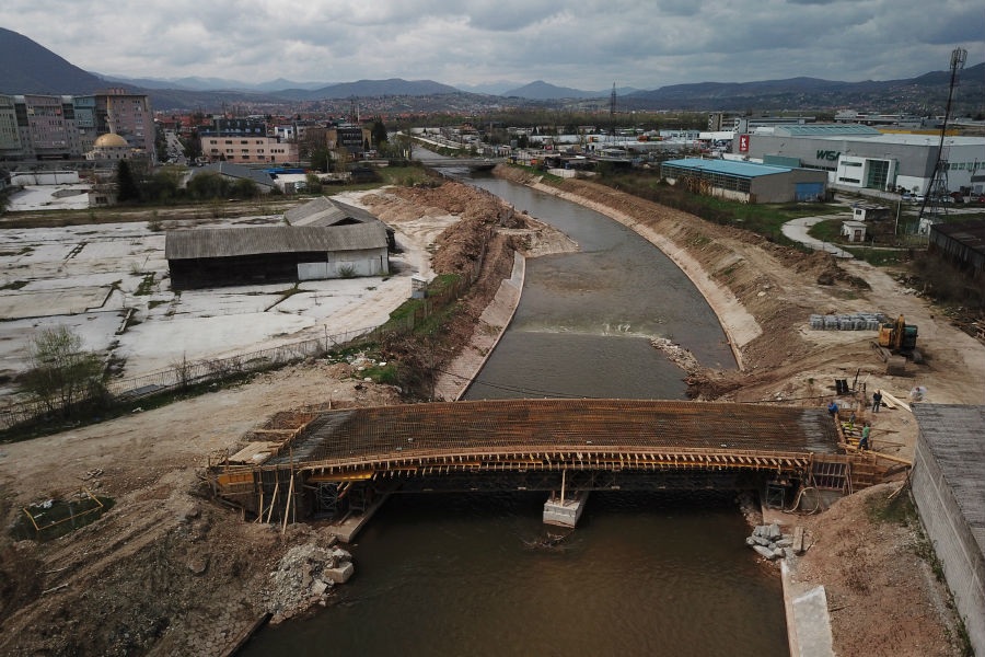 Završena konstrukcija i betoniranje novog mosta u Halilovićima