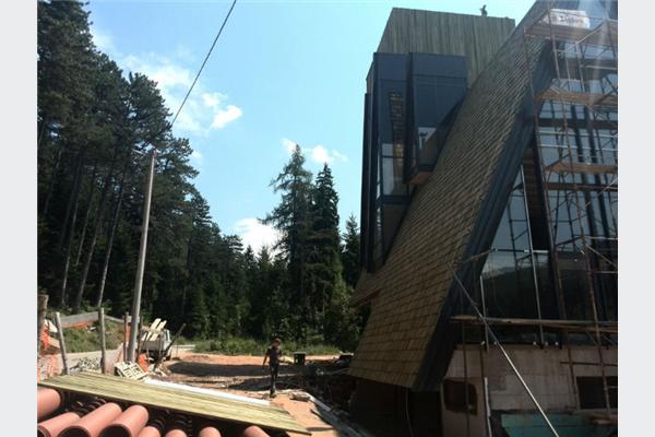 Napreduje izgradnja hotela 'Pino', nekadašnjeg 'Prvog šumara'