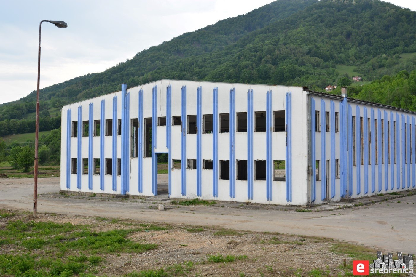 Stolice 'otvaraju' stotine radnih mjesta u Srebrenici