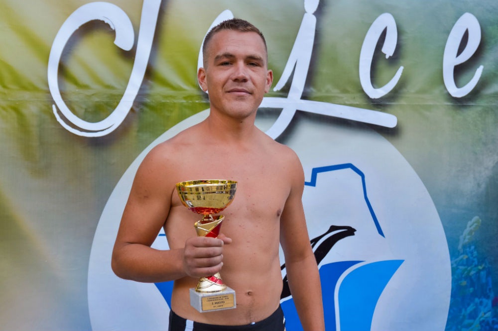Stefan Jevtić pobjednik skokova s vodopada u Jajcu