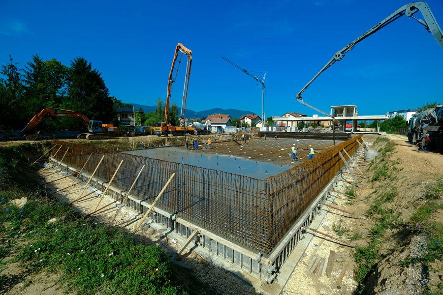 Veliki radovi: Na gradilištu bazena Dobrinja ugrađeno 850 kubika betona