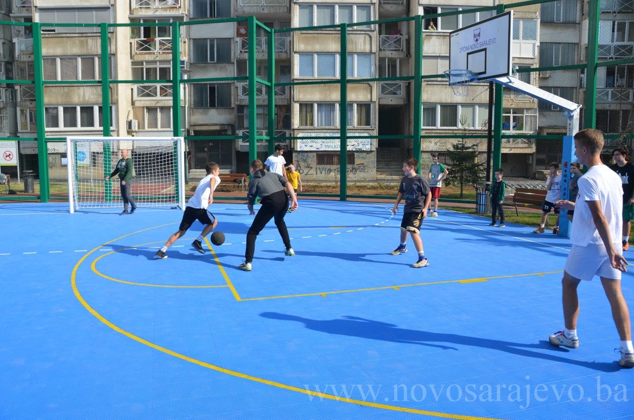 U općini Novo Sarajevo otvoren drugi tematski park i igralište za djecu