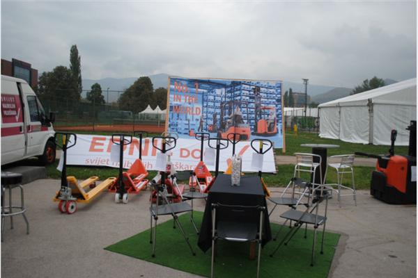 Kompanija Ednil predstavila se sa dva nova viljuškara na sajmu ZEPS