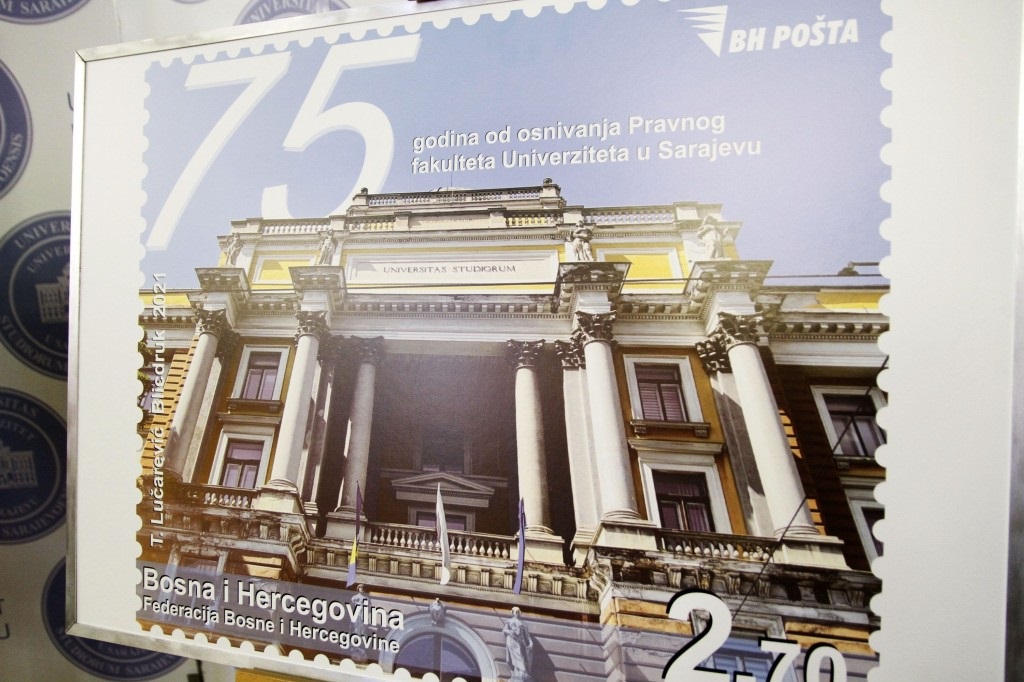 Promovirana poštanska marka posvećena Pravnom fakultetu UNSA