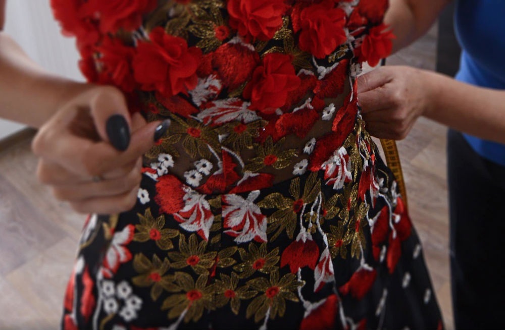 Modna bajka iz Maglaja: Svečane Paradi haljine na tržištu 10 zemalja EU