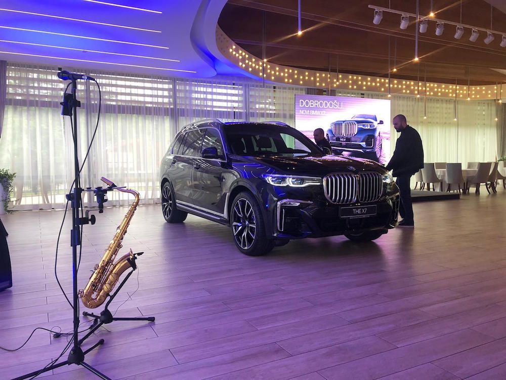 Autocentar Tomić premijerno predstavio najnoviji BMW model THE X7