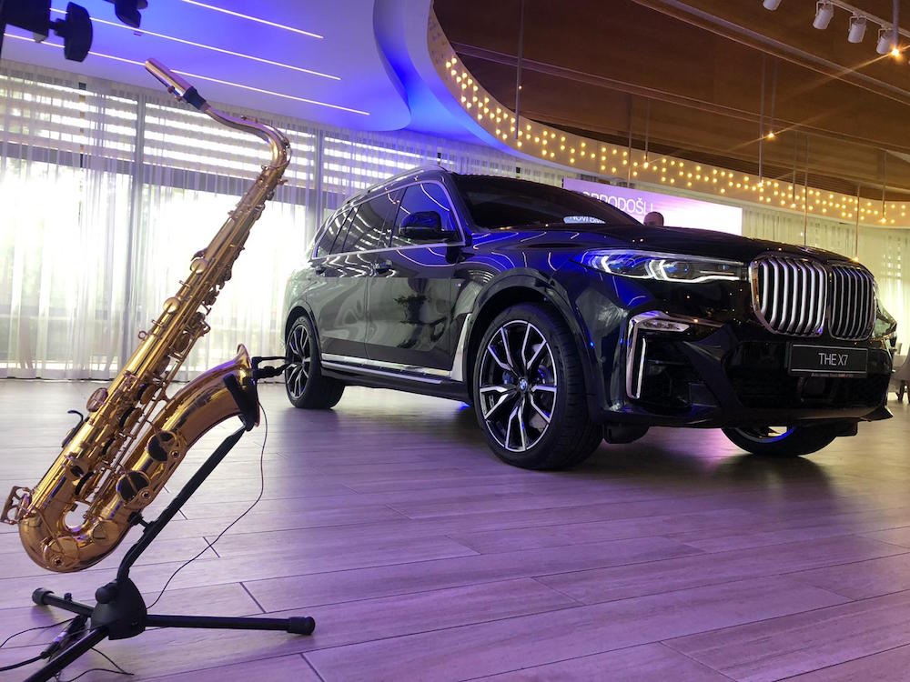 Autocentar Tomić premijerno predstavio najnoviji BMW model THE X7