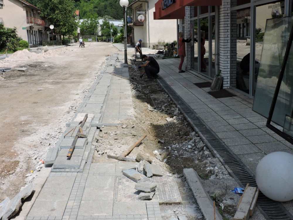 Firma Babić radi na rekonstrukciji ulica na području Jablanice