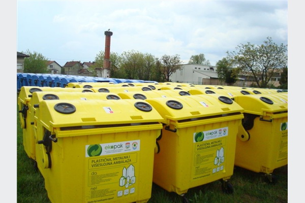 Ekopak donirao JP Komunalac 51 kontejner za odvojeno prikupljanje otpada