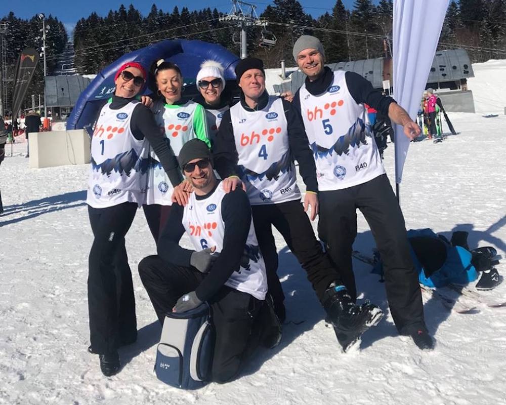 Na Bjelašnici održan menadžerski turnir 'R&S odbojka na snijegu 2019'