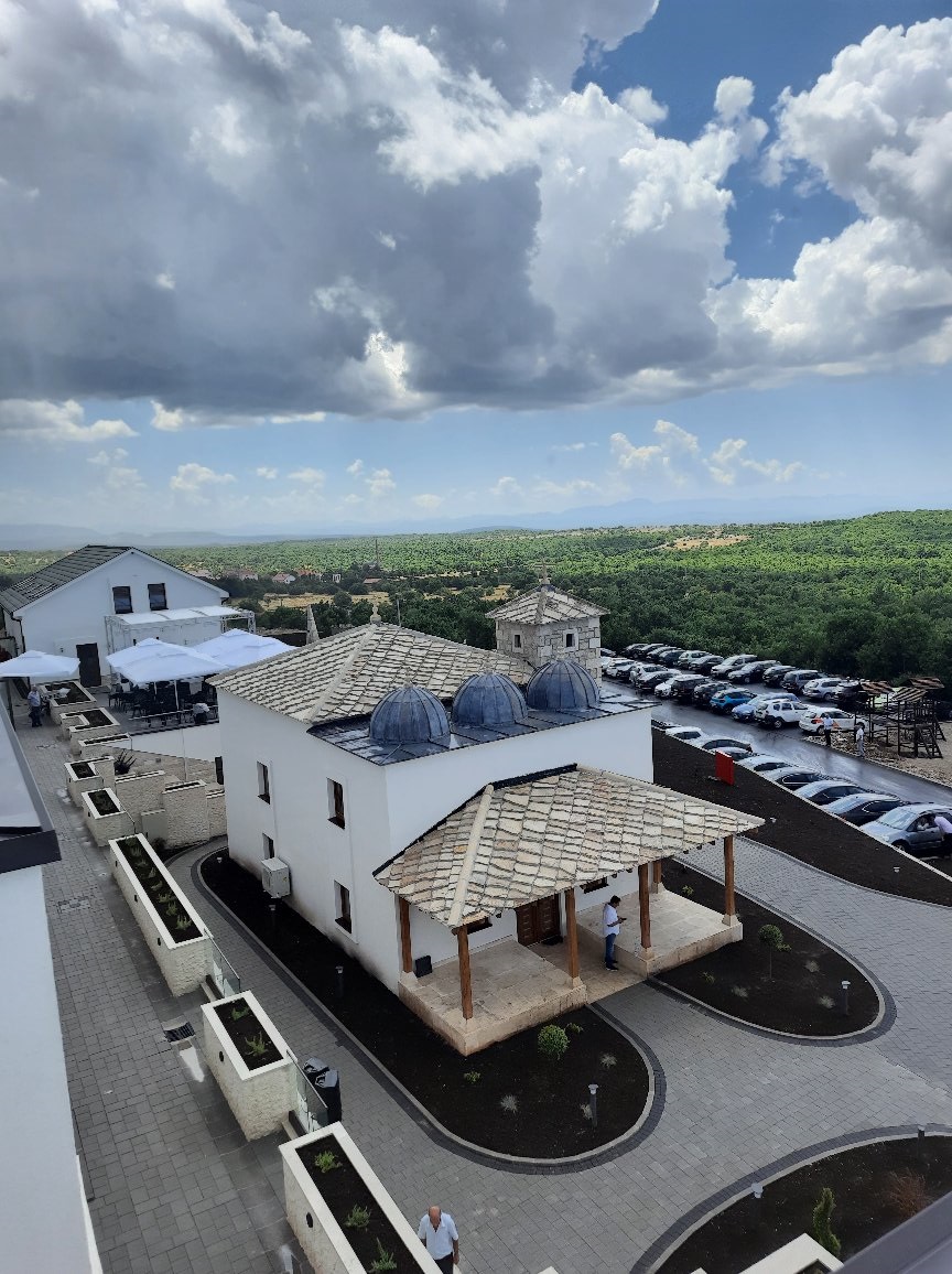 Investicija od 4,5 miliona KM: U Podveležju iznad Mostara otvoren vakufski kompleks 'Kalima resort'