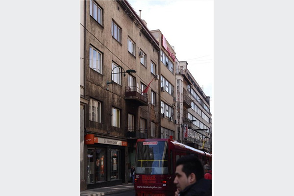 Zgrada u centru Sarajeva u kojoj je Čaušević za tri godine kupio tri stana. (Foto: CIN)