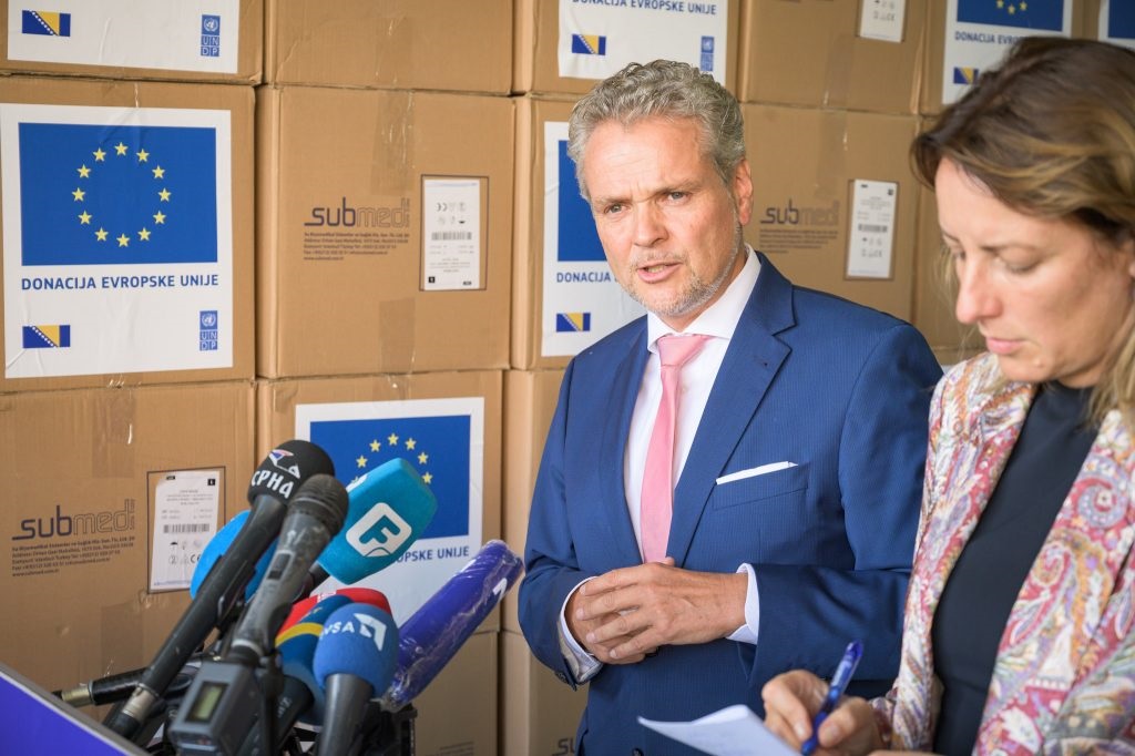 EU isporučila 30 tona medicinske opreme u BiH vrijedne 900.000 eura